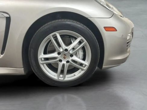 Used 2012 Porsche Panamera S RWD image 25