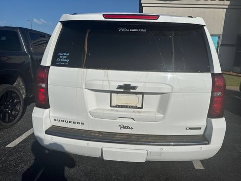Used 2018 Chevrolet Suburban Premier AWD/4WD image 5