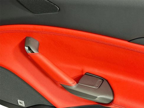 Used 2018 Ferrari 488 GTB image 32