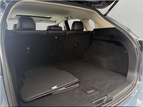 Used 2024 MAZDA CX-5 Carbon Edition image 16