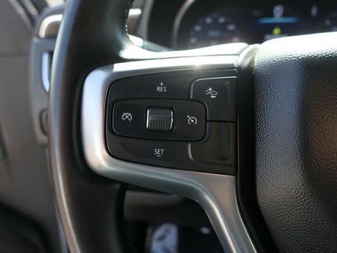 Used 2024 Chevrolet Suburban LT image 12