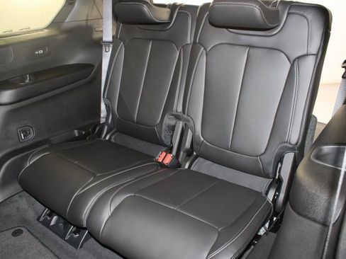 New 2025 Jeep Grand Cherokee L Limited w/ Black Appearance Package image 20