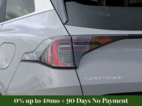 New 2026 Kia Sportage EX image 11
