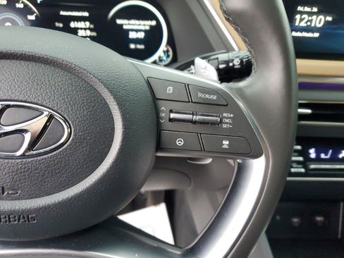 Used 2022 Hyundai Sonata Limited image 18