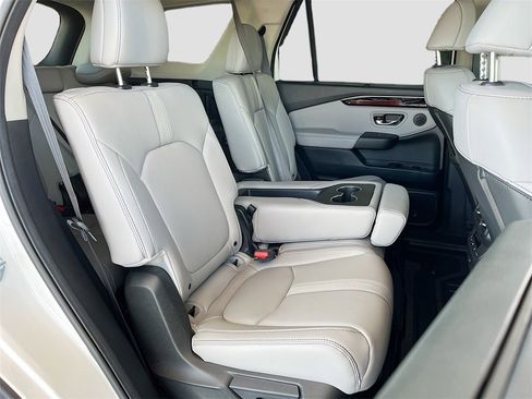 Used 2023 Honda Pilot EX-L image 27