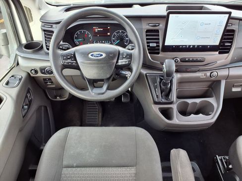 Used 2022 Ford Transit 350 XLT image 4