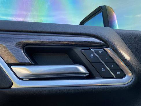 Used 2025 Chevrolet Silverado 3500 LTZ w/ Trail Boss Package image 25