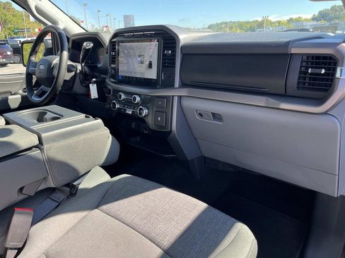Used 2024 Ford F150 XLT image 23