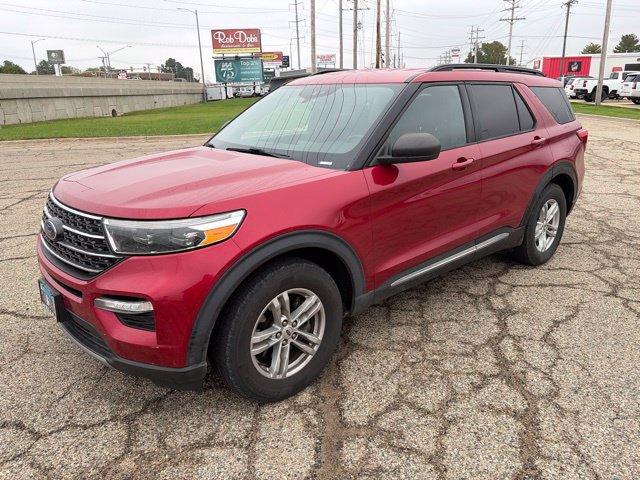 Used 2020 Ford Explorer XLT w/ Equipment Group 202A AWD/4WD image 5