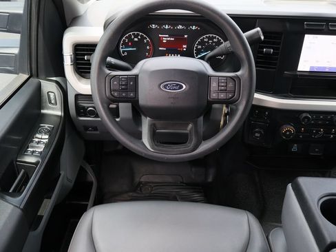 Used 2024 Ford F250 XL RWD image 26