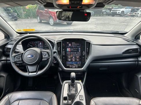 Used 2024 Subaru Crosstrek 2.5i Limited AWD/4WD image 4