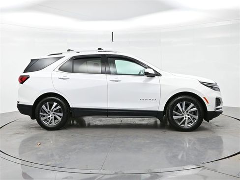 Used 2024 Chevrolet Equinox Premier image 8