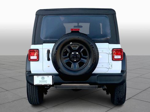 Used 2023 Jeep Wrangler Sport image 4