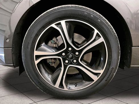 Used 2019 Ford Edge ST w/ Equipment Group 401A AWD/4WD image 8