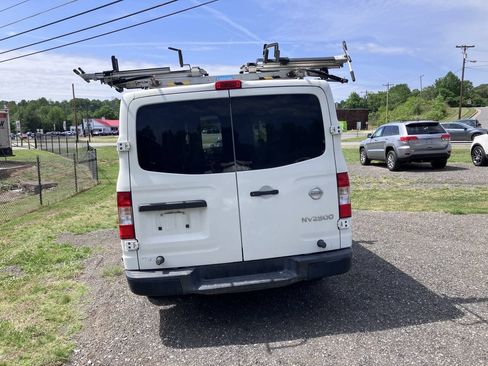 Used 2017 Nissan NV 2500 S w/ Power Basic Package RWD image 5