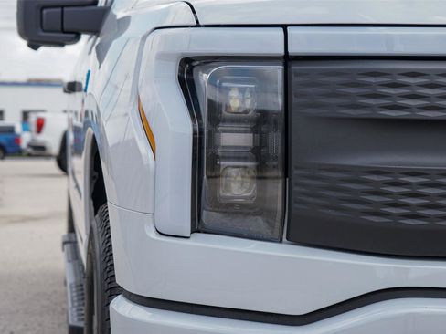 Certified 2025 Ford F150 Lightning XLT AWD/4WD image 3