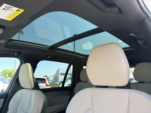 New 2026 Volvo XC90 B6 Plus AWD/4WD image 25
