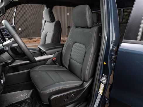 Used 2025 RAM 1500 Big Horn image 30