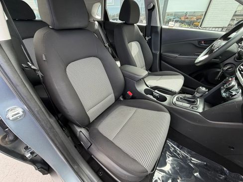 Used 2019 Hyundai Kona SE AWD/4WD image 12