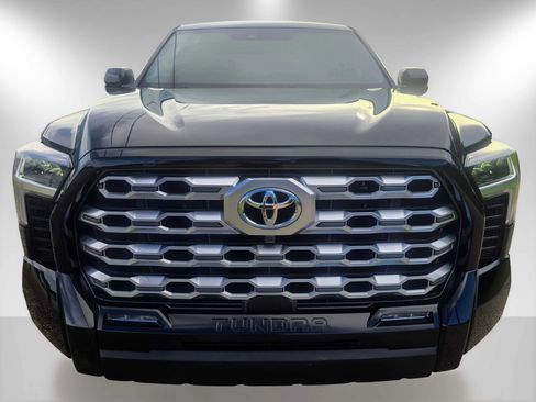 Used 2023 Toyota Tundra Limited w/ Power Package RWD image 2