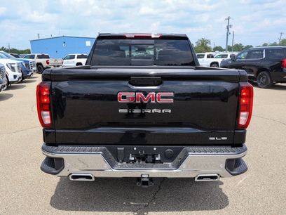 New 2026 GMC Sierra 1500 SLE