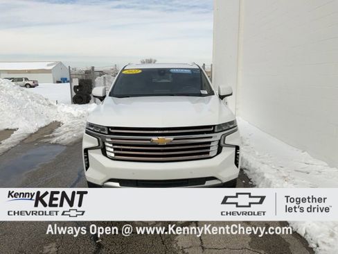 Certified 2022 Chevrolet Tahoe High Country w/ Premium Package image 5