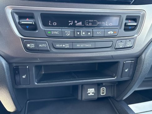 Used 2021 Honda Passport EX-L image 26