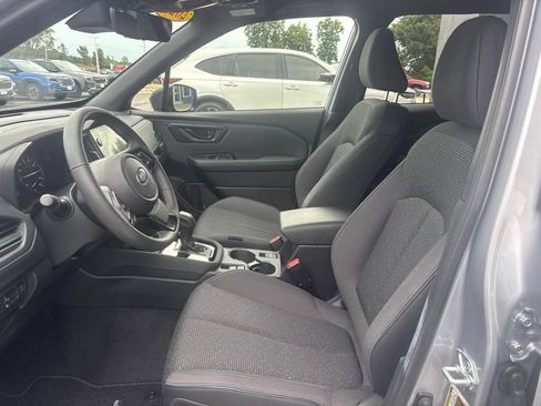 Used 2025 Subaru Forester Premium AWD/4WD image 14