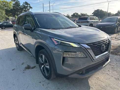 Used 2021 Nissan Rogue SL image 1