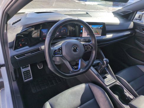 Used 2022 Volkswagen Golf R image 14