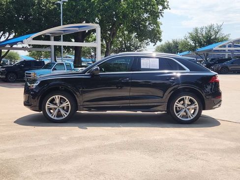 Used 2022 Audi Q8 Premium Plus w/ Premium Plus Package AWD/4WD image 12
