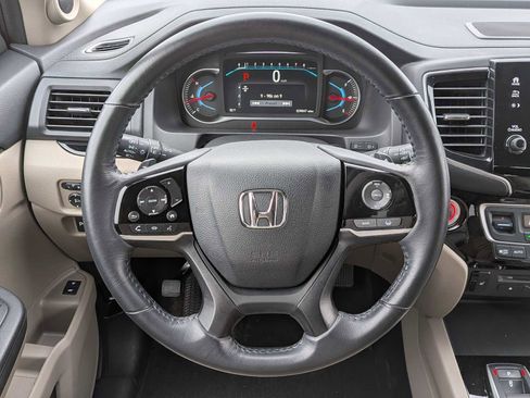 Certified 2019 Honda Pilot Touring image 23