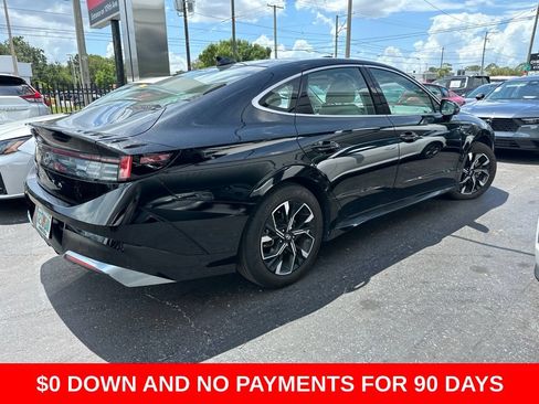 Used 2025 Hyundai Sonata SEL FWD image 3