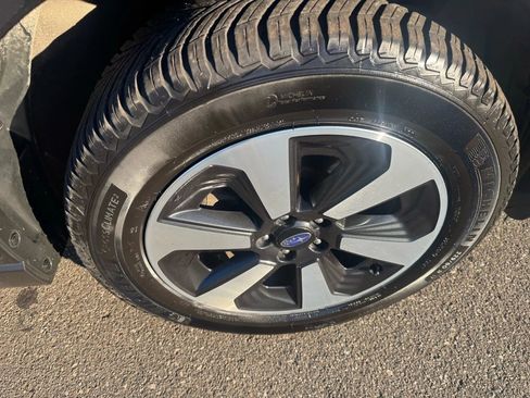 Used 2018 Subaru Forester 2.5i Premium image 16