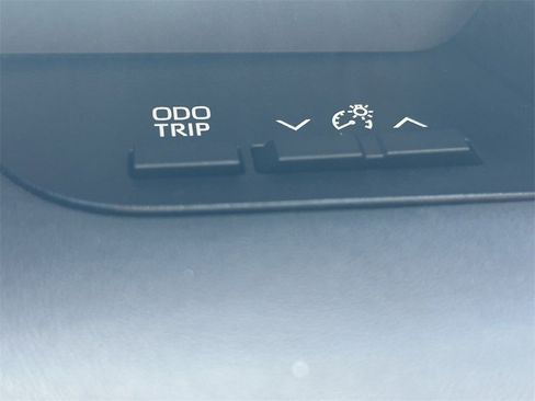 Certified 2024 Toyota Highlander LE image 25