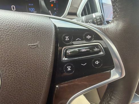 Used 2016 Cadillac SRX Luxury FWD image 27
