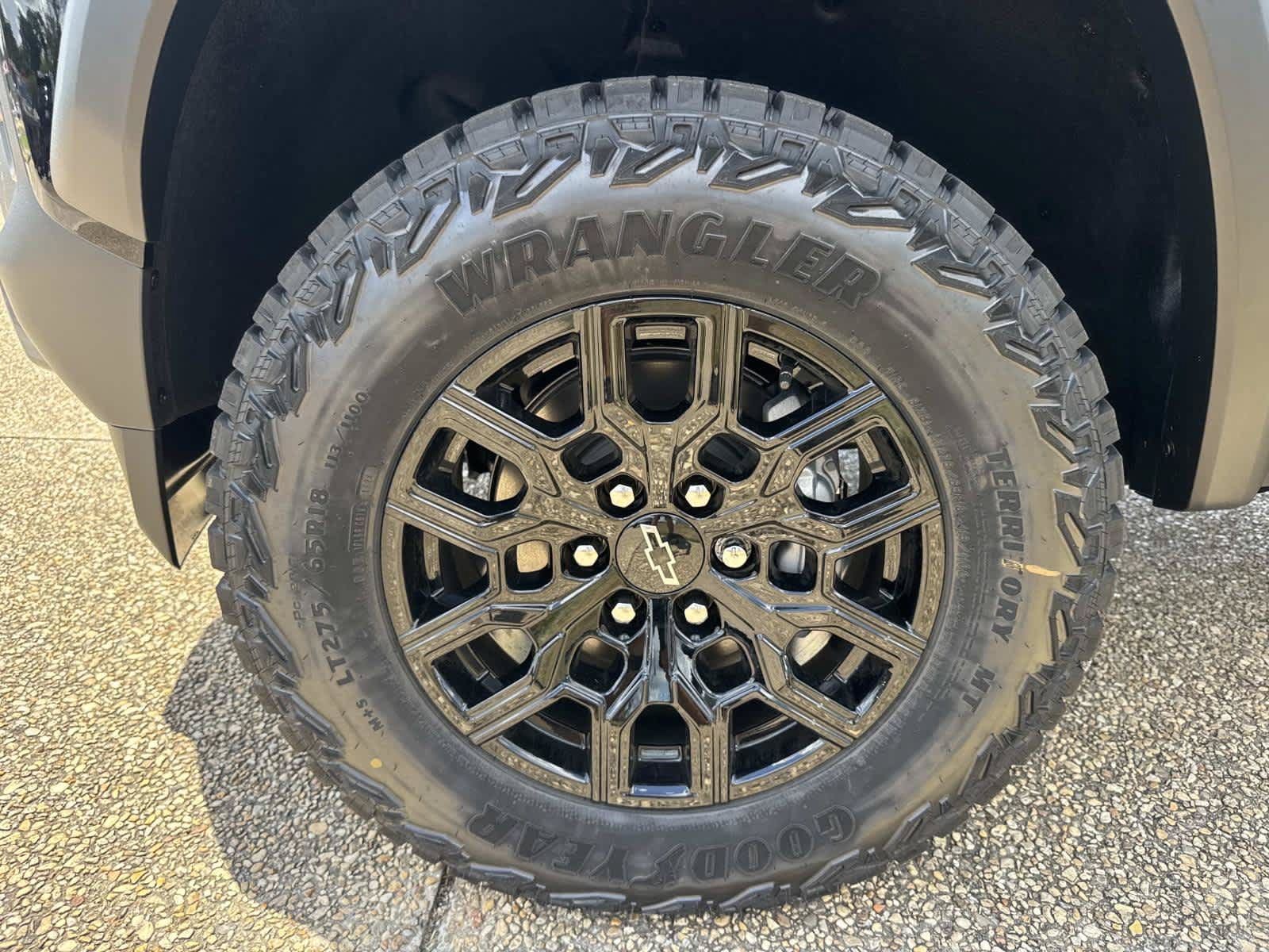 New 2026 Chevrolet Colorado Trail Boss AWD/4WD image 3