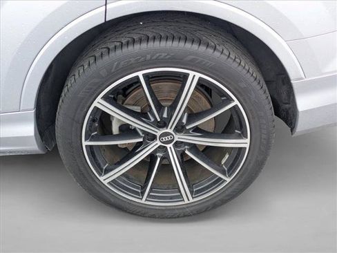 Used 2021 Audi Q7 3.0T Premium Plus AWD/4WD image 26