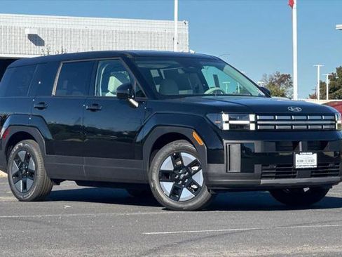 New 2026 Hyundai Santa Fe SE image 2