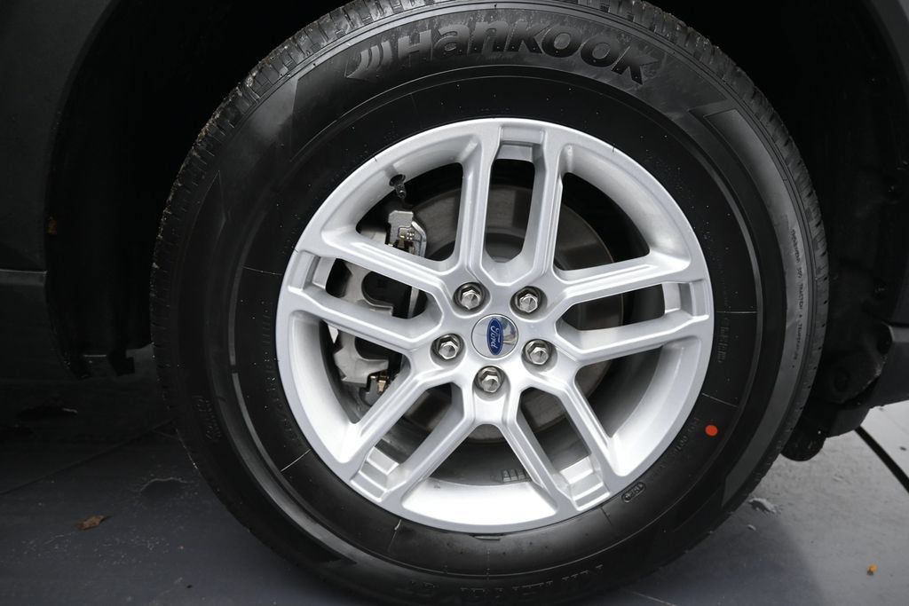 Used 2026 Ford Explorer Active AWD/4WD image 34