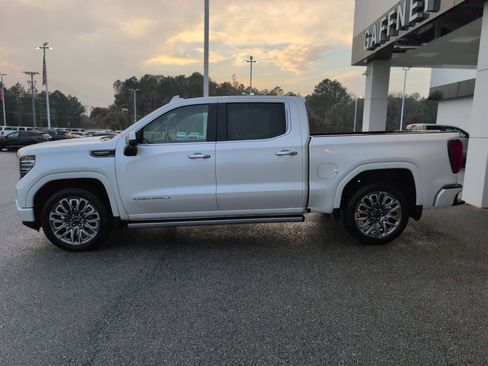 Used 2025 GMC Sierra 1500 Denali Ultimate image 5