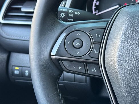 Used 2022 Toyota Camry SE FWD image 33