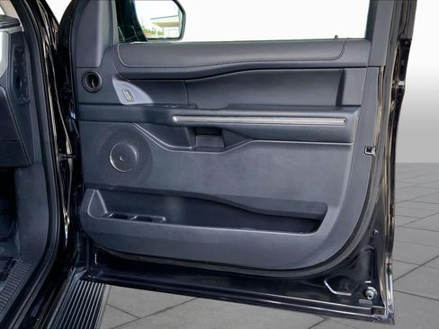 Used 2024 Ford Expedition Max XLT AWD/4WD image 23