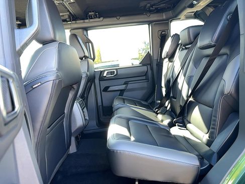 New 2025 Ford Bronco Outer Banks w/ Sasquatch Package image 16