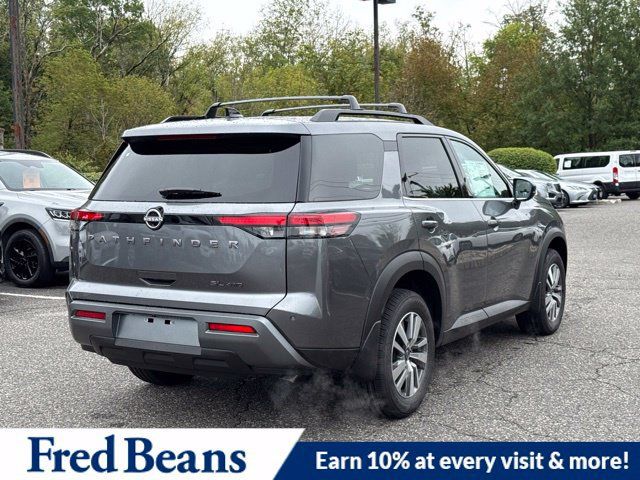 New 2026 Nissan Pathfinder SL AWD/4WD image 9