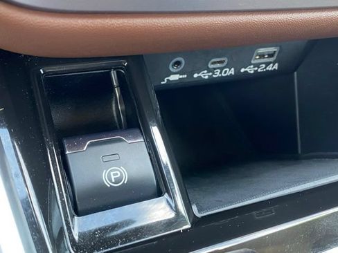 Used 2023 Subaru Outback Touring w/ Popular Package #2 AWD/4WD image 18