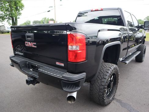 Used 2016 GMC Sierra 2500 SLT w/ All-Terrain HD Package AWD/4WD image 5