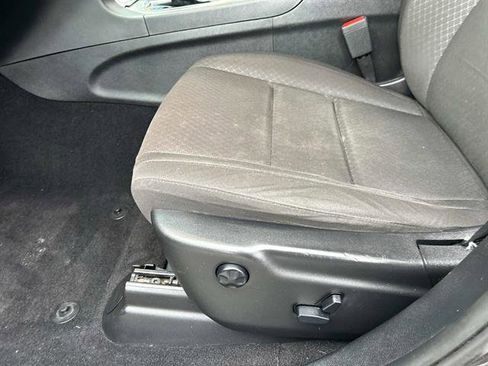 Certified 2021 Jeep Grand Cherokee Laredo image 19