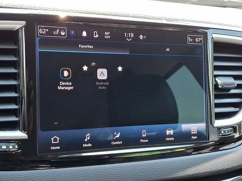 Certified 2023 Chrysler Pacifica Touring-L FWD image 29