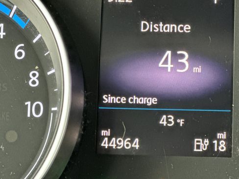 Used 2019 Volkswagen e-Golf SE w/ Driver Assistance Package image 27